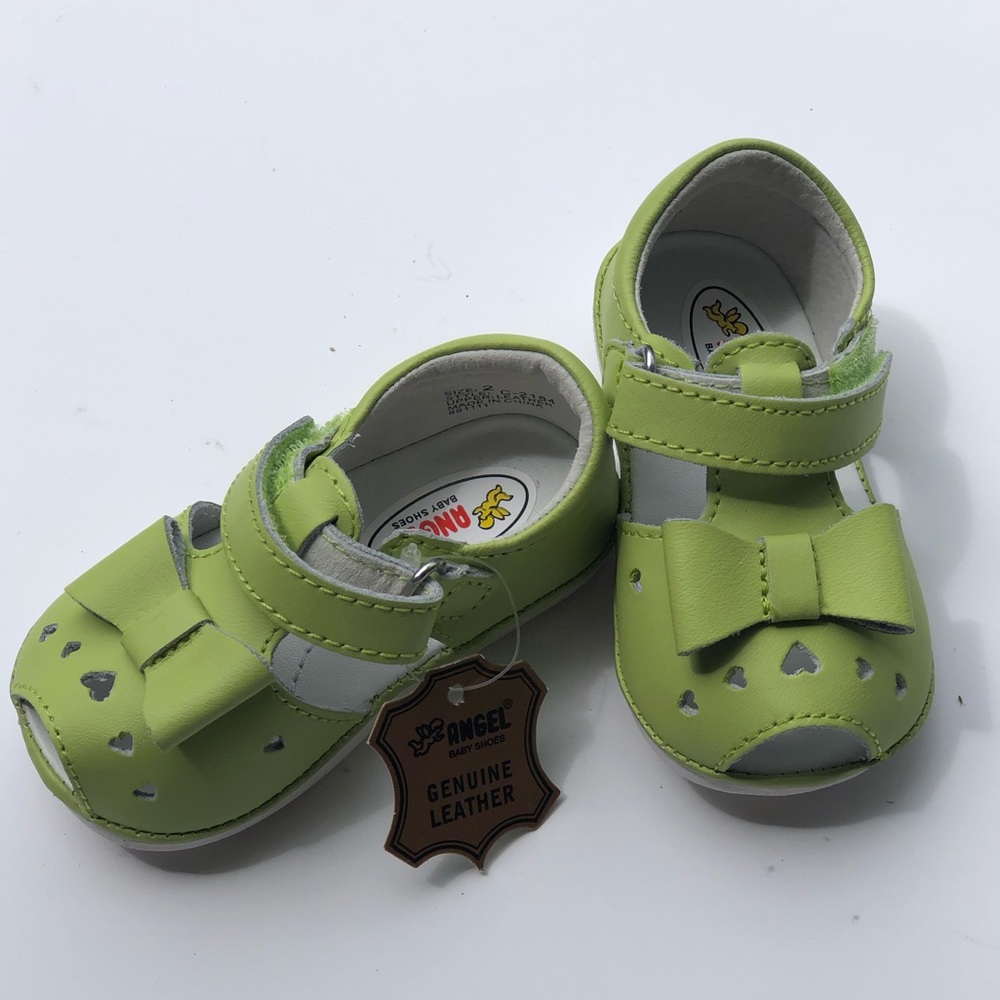 L’Amour Angel Green Flower Sandals Baby Size 2
